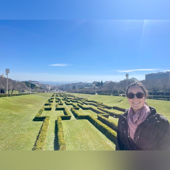 Meet your Posher, Amanda - Picture 4 of 5